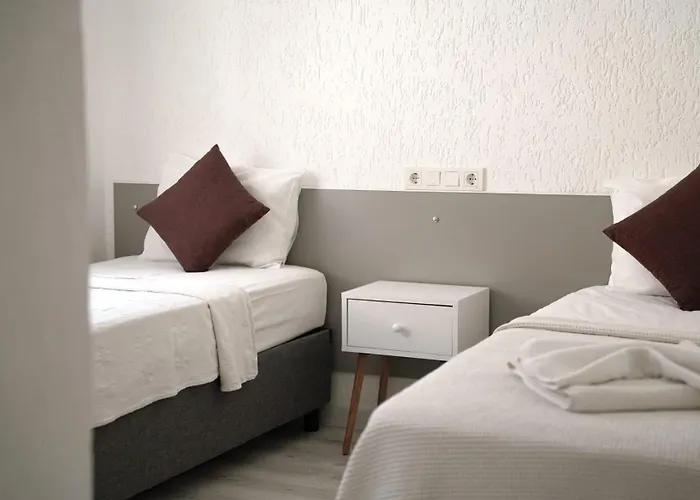 Ulas Apart Otel